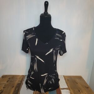 Apt. 9 Black and White Patterned Short Sleeve Top